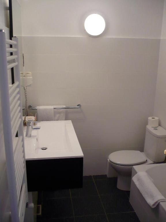 Laennec Hotel Lyon Habitación foto